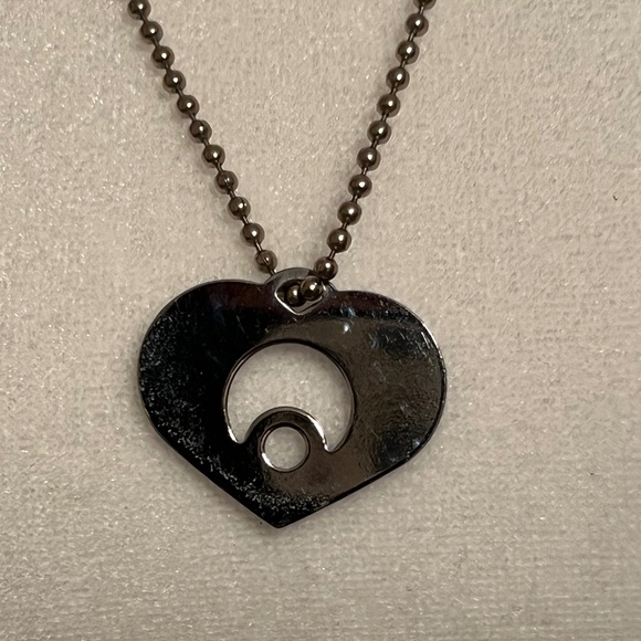 Fashion Heart Necklace - Picture 1 of 2